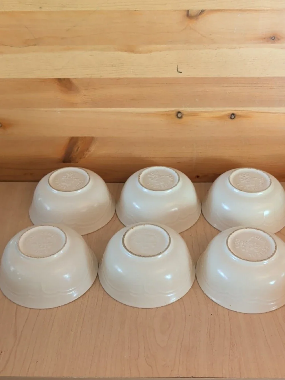 Set of 6 Pfaltzgraff, Cream Ceramic Soup/Cereal Bowls.